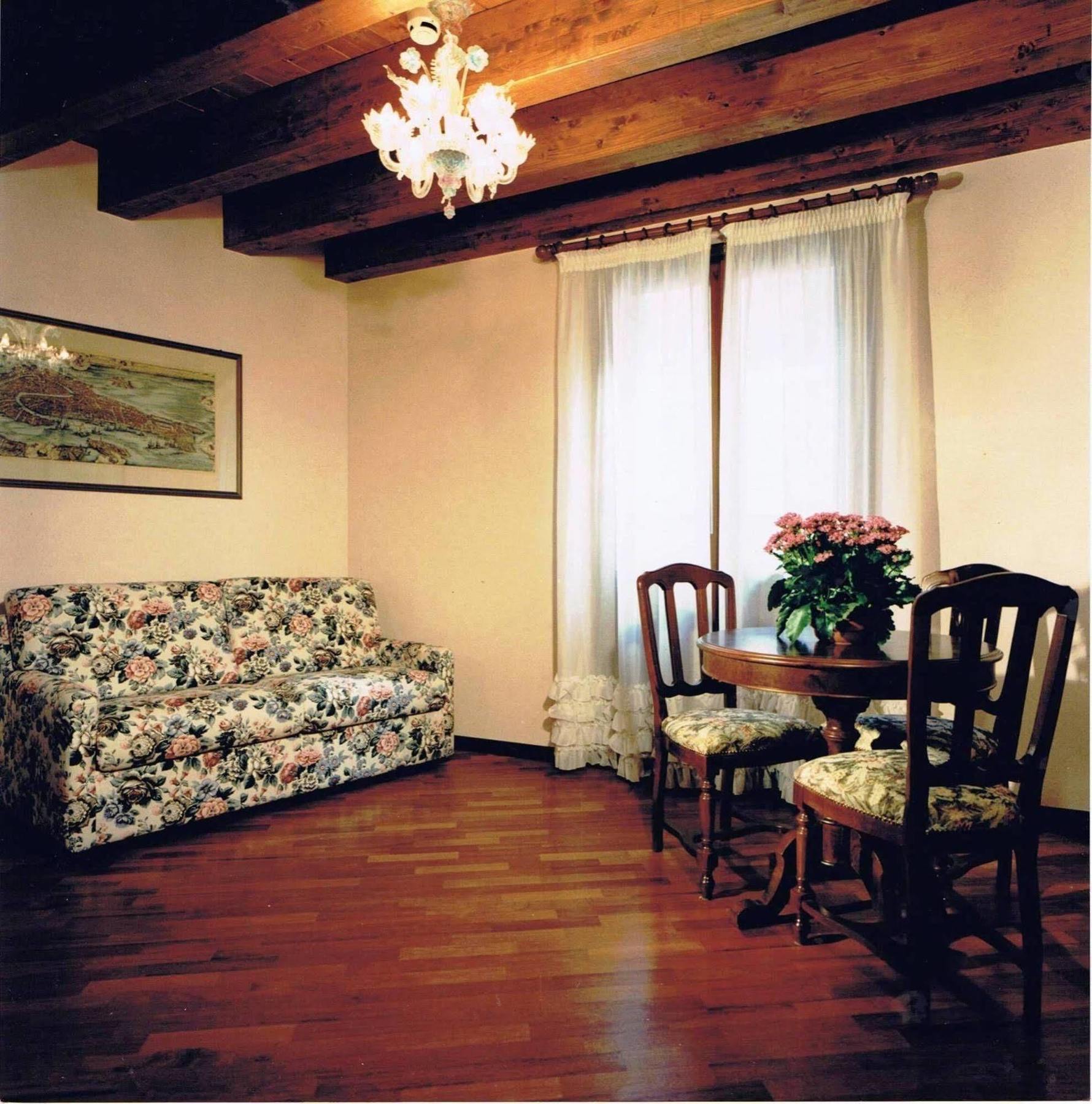 Hotel Piccola Fenice Veneza